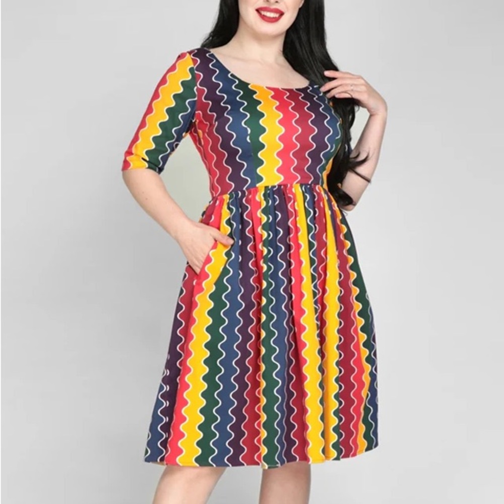Collectif Amber-Lea Rainbow Wave Swing Dress